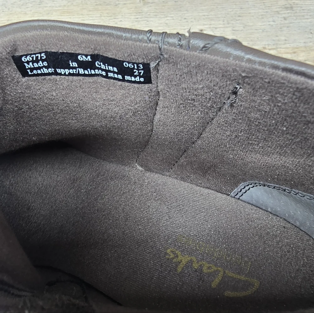 Clarks Bendables Ingalls Thames Y2K Boho Minimalist Leather Comfort Bootie 6M